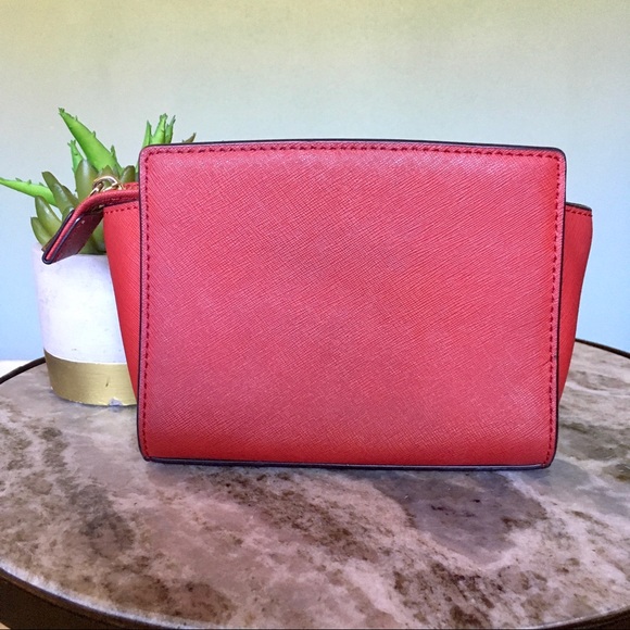 🥀Michael Kors Red Selma Mini Messenger Purse - Picture 4 of 16